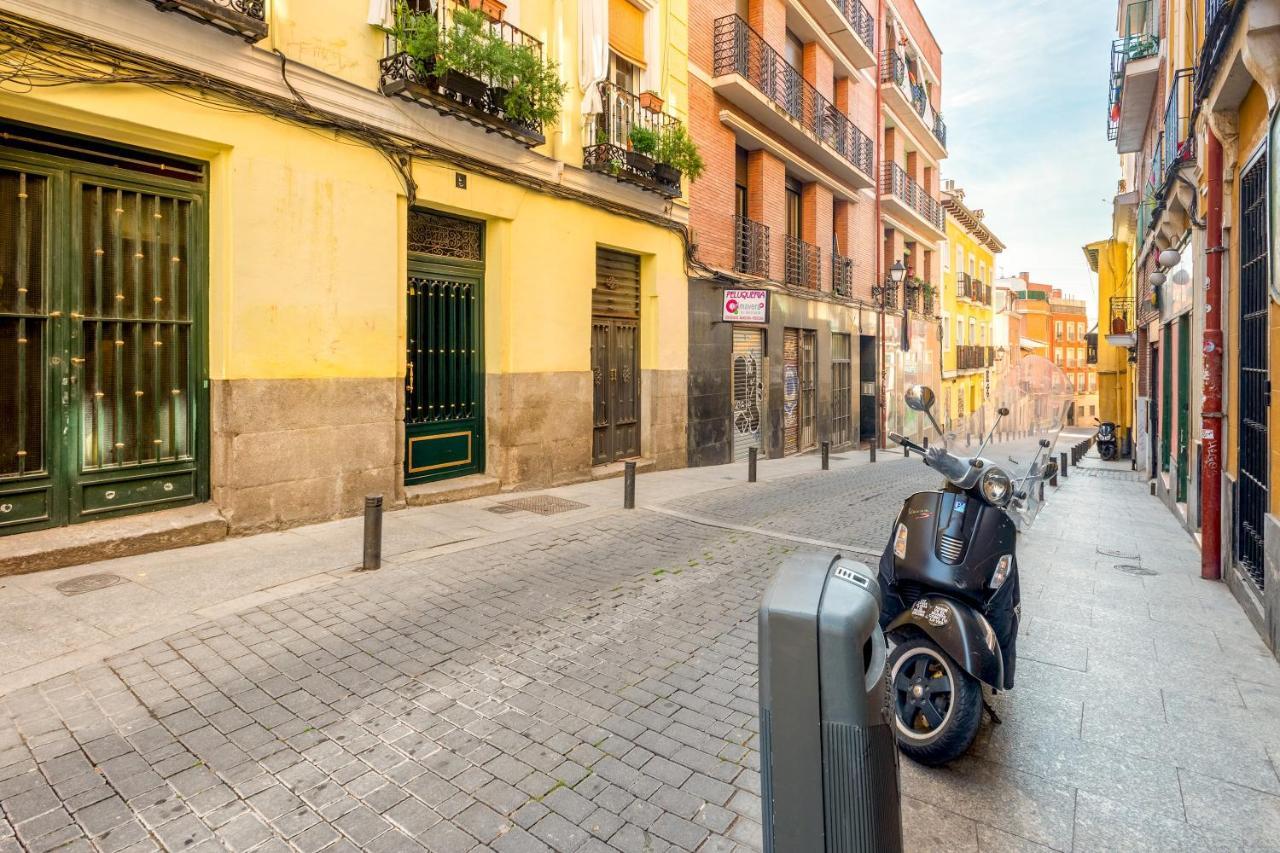 1 Bedroom 1 Bathroom Furnished - Lavapies - Duplex Madrid Buitenkant foto
